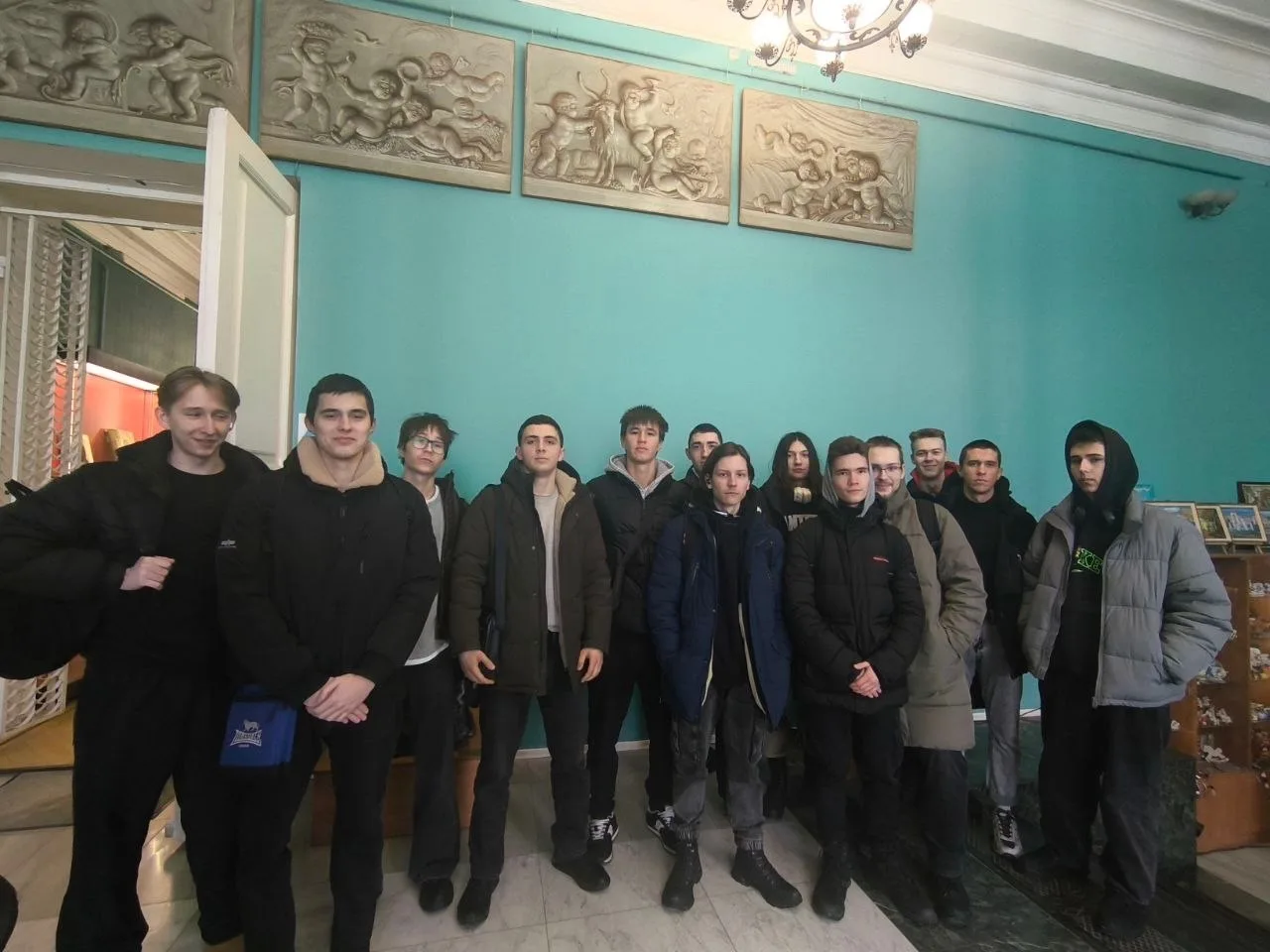 Культурная перезагрузка 🎨   🏛️ Иногда полезно поставить учебу на паузу и просто посмотреть на что-то