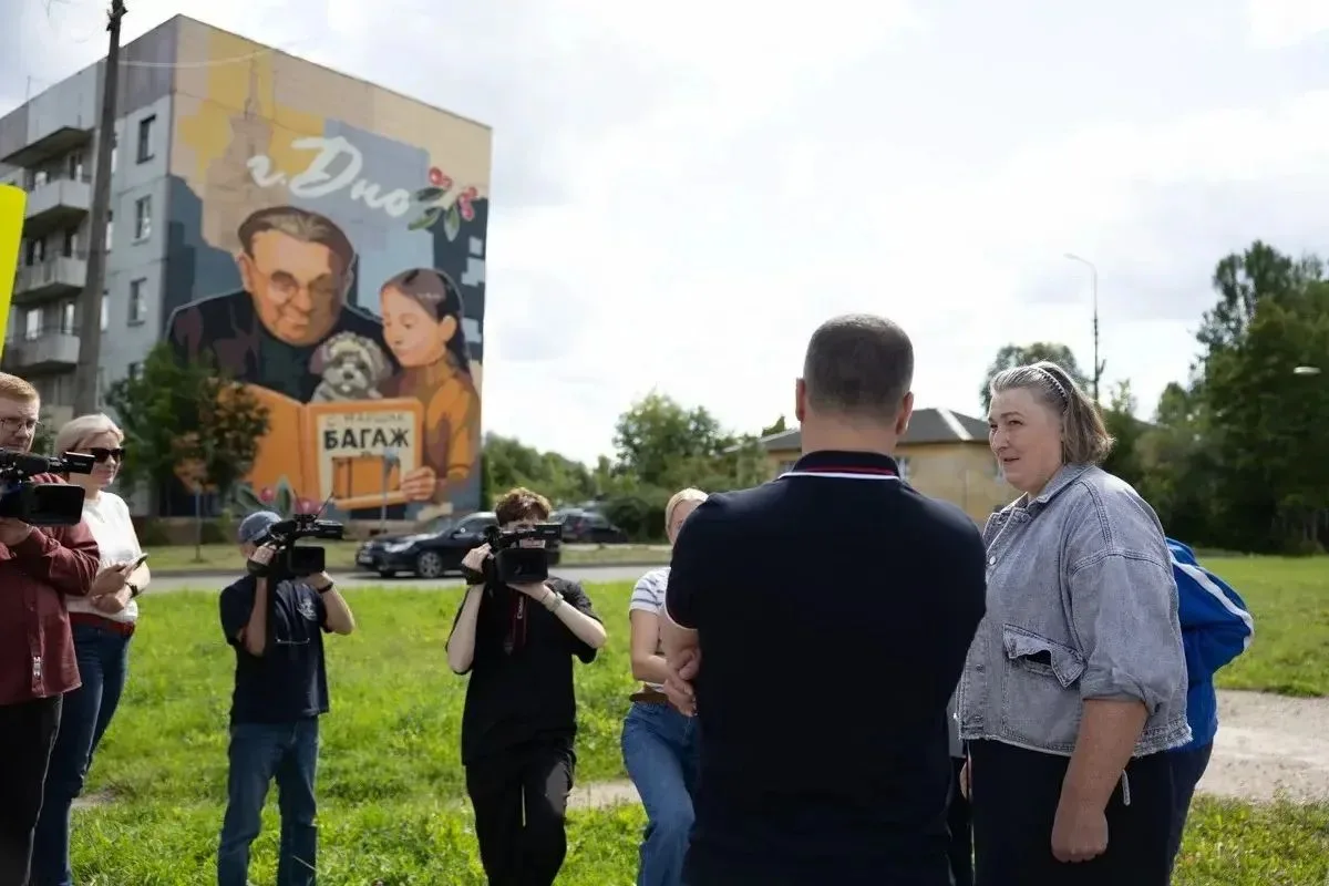 В Псковской области появится ежегодный конкурс по созданию муралов. На реализацию проек...