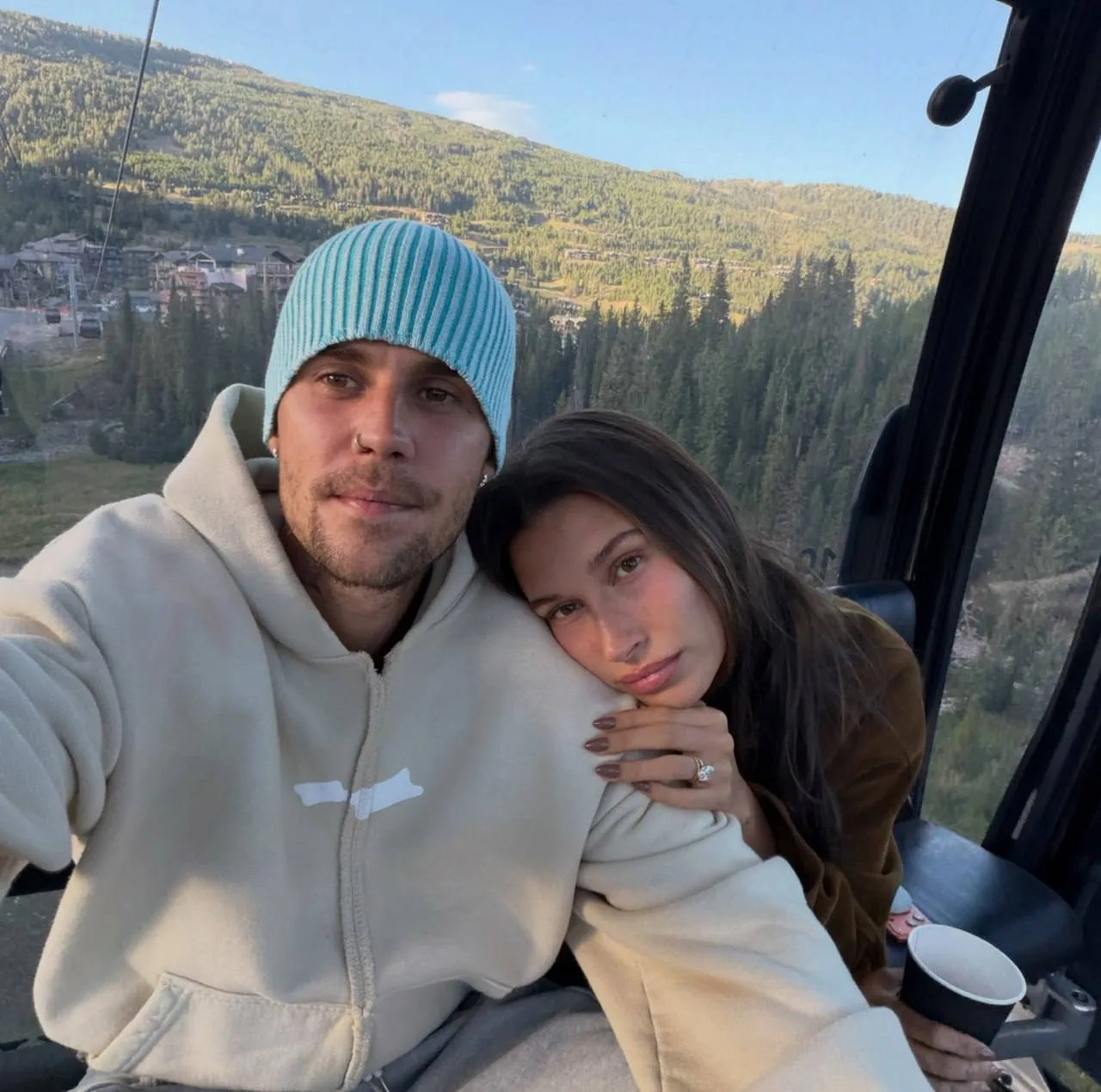 💍 Джастин и Хейли Бибер празднуют 8-ю годовщину свадьбы