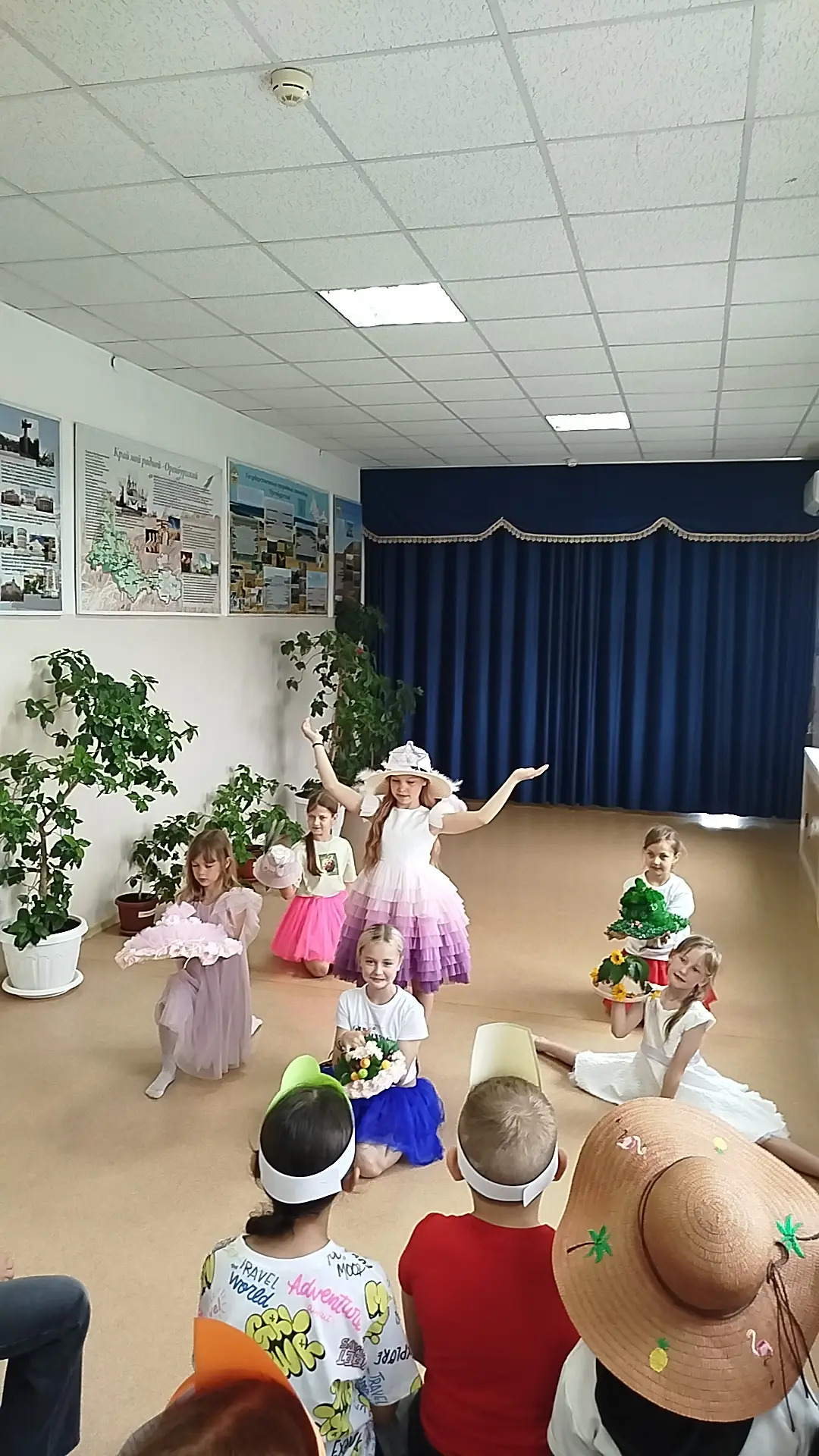 🎩 В нашем школьном лагере сегодня — День шляпок! 🎩

День выдался по-настоящему ярким, творческим и