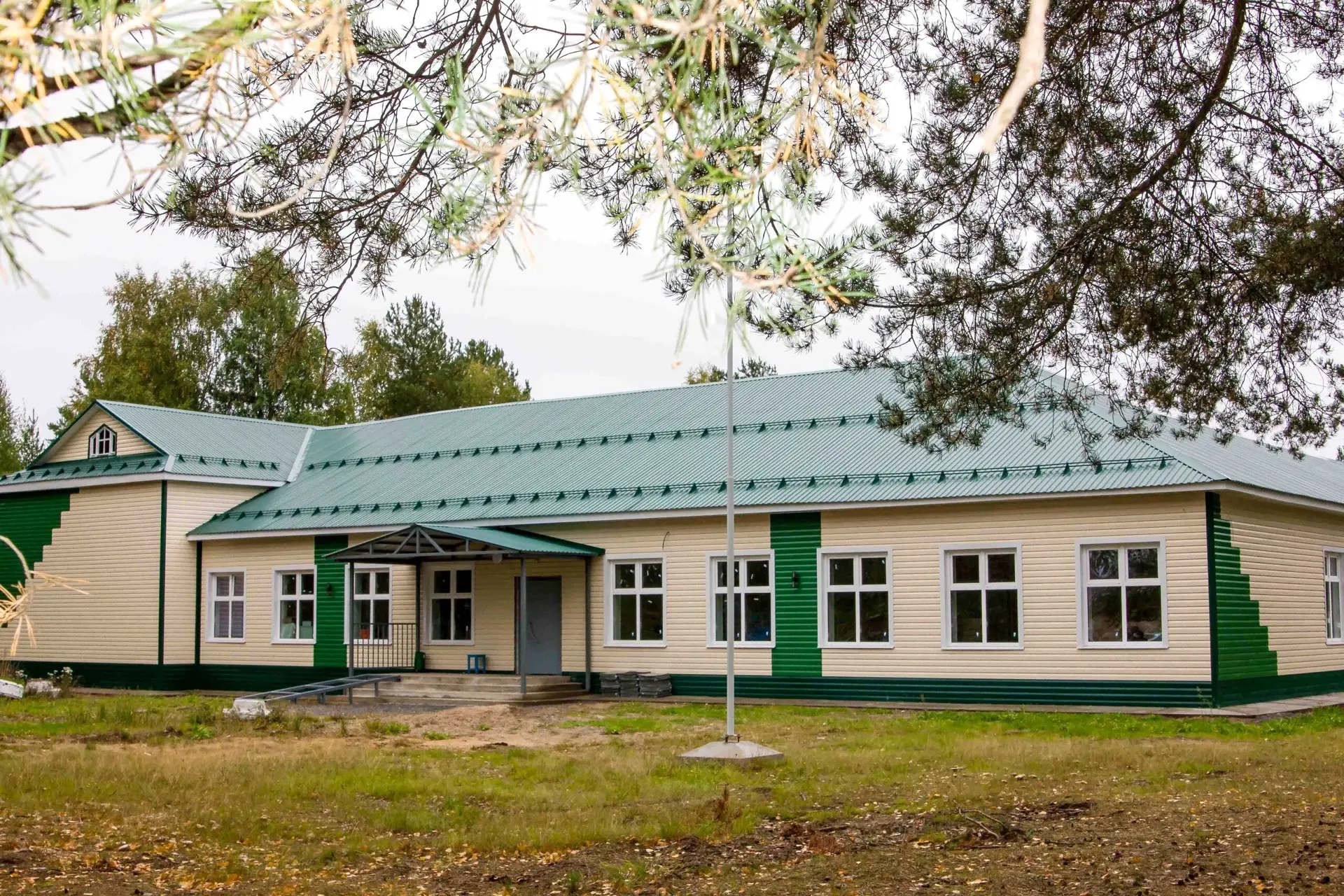 Глава Виноградовского муниципального округа Александр Первухин проверил ход капитальног...