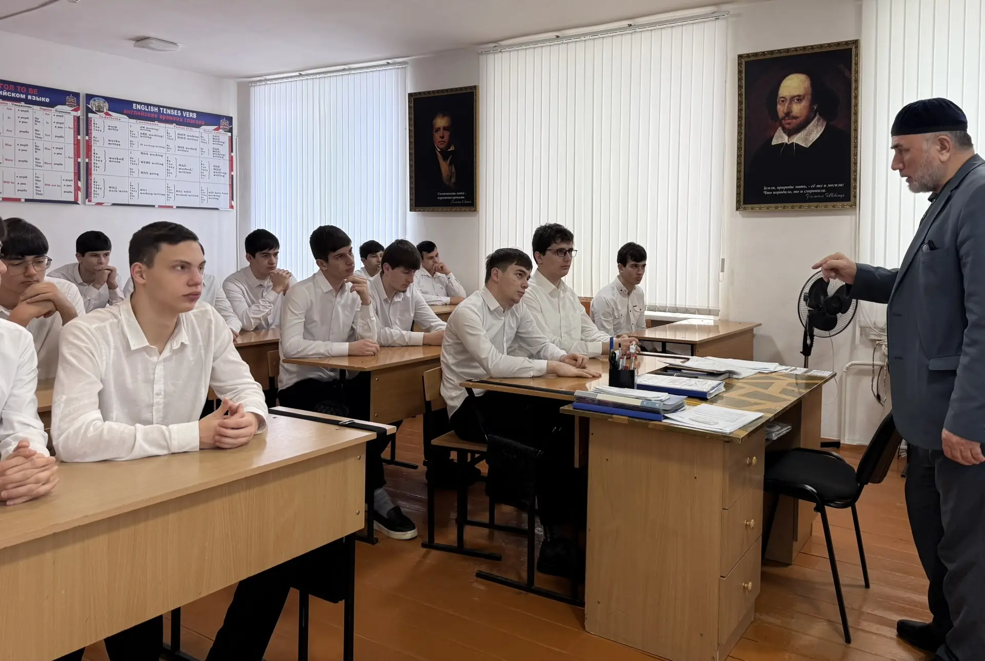 В рамках профилактики экстремизма и терроризма в ГБПОУ «СГК» была проведена беседа со студентами на 