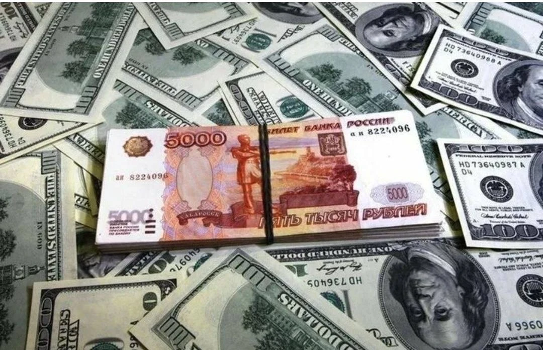 💰 Опасная крепость: почему сверхсильный рубль губителен для экономики  Тема чрезмерного укрепления р