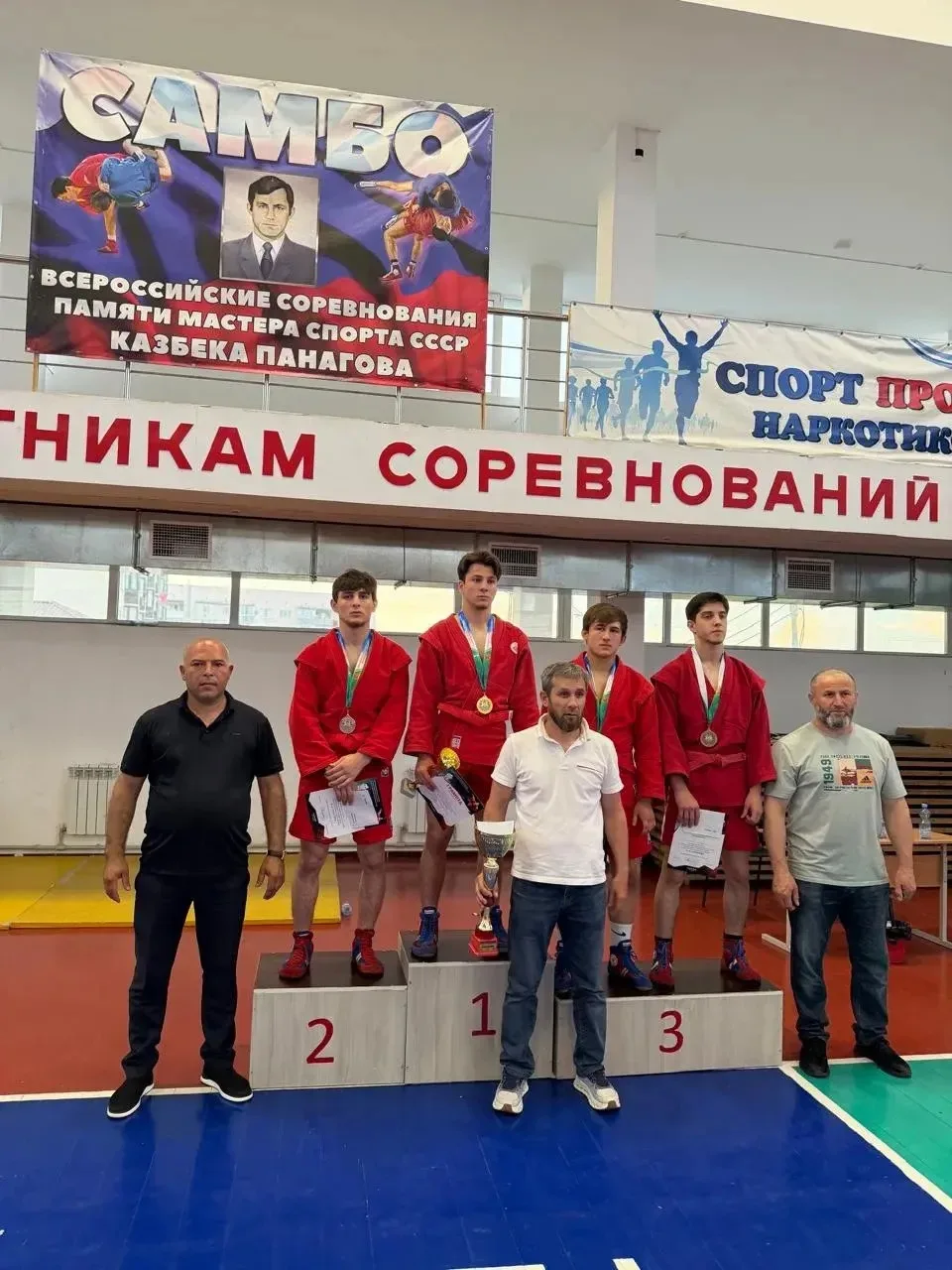 Всероссийские соревнования памяти первого тренера по самбо в Терском муниципальном райо...