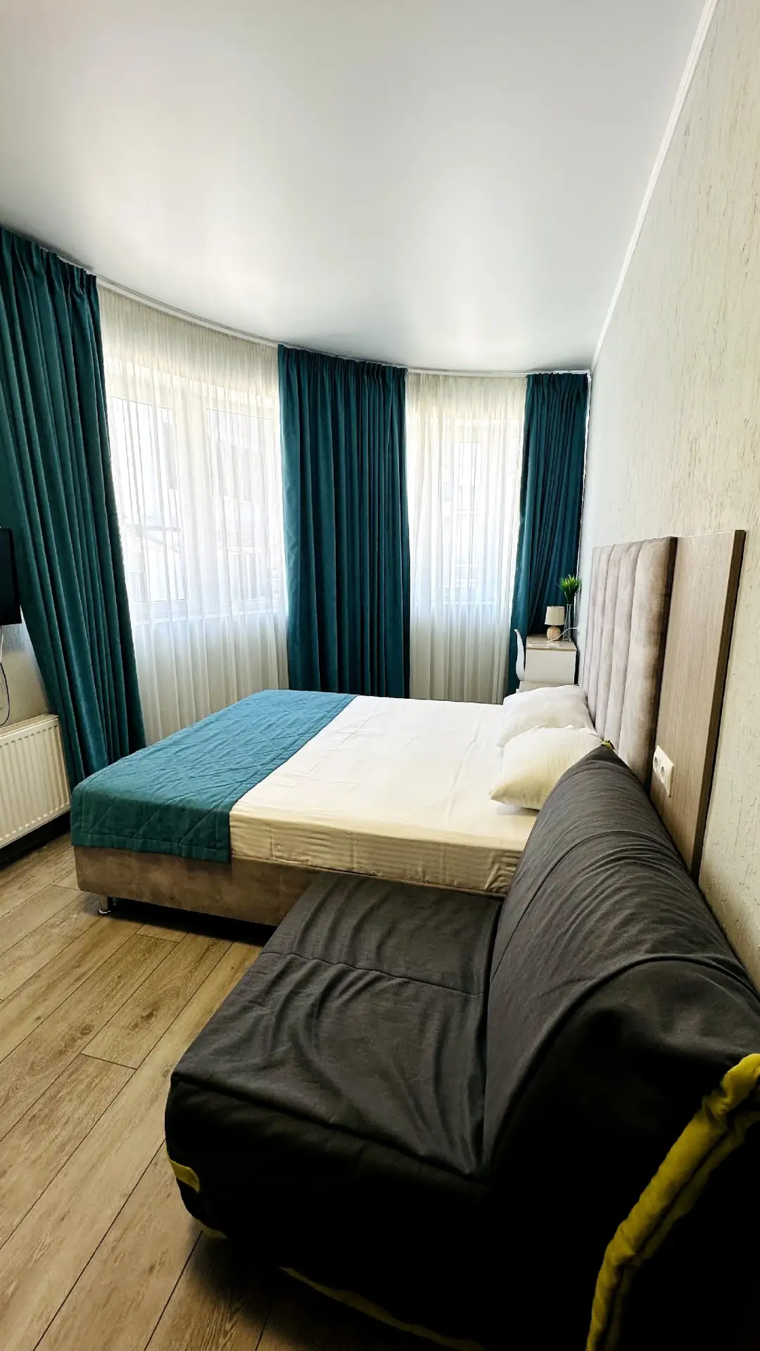 #ТУАПСЕ #АГОЙ  Где море пахнет свободой, а горы шепчут истории... Тысячи отелей говорят «у нас комфо