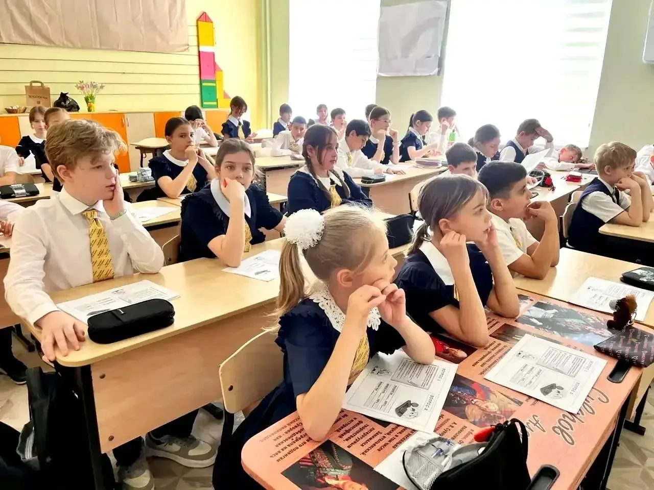 🌏День географии в школе!   Это Всероссийское просветительское мероприятие Русского географического о