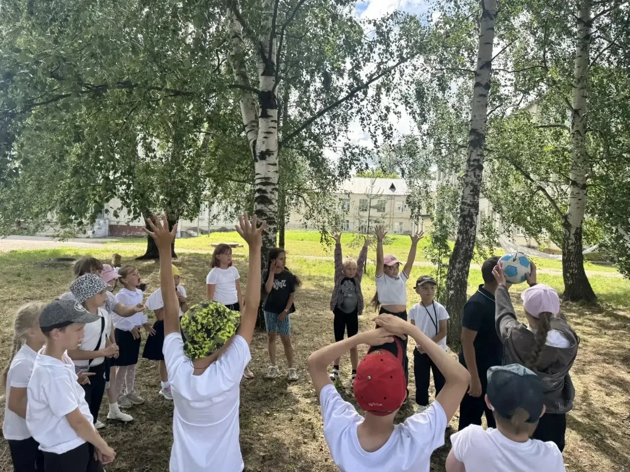 ⚽️ДЕНЬ НАЦИОНАЛЬНЫЙ ВИДОВ СПОРТА И РУССКИХ НАЦИОНАЛЬНЫХ ИГР 🏒

В нашем лагере прошёл тематический Д
