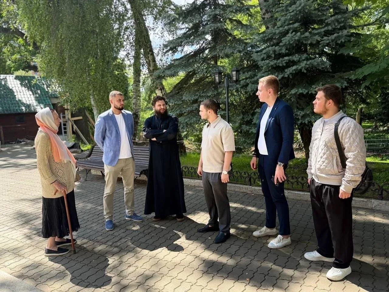 В воскресной школе Леоновской церкви прошёл "Урок мужества", в котором принял участие руководитель М