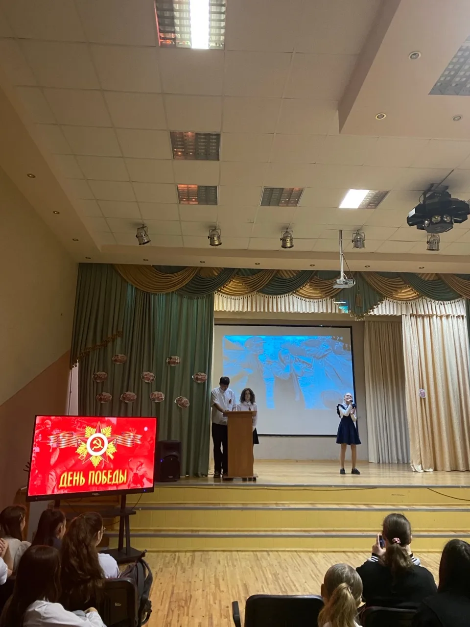 🪖 «Строки, опалённые войной…»,- так называется  литературно-музыкальная композиция, которую в преддв