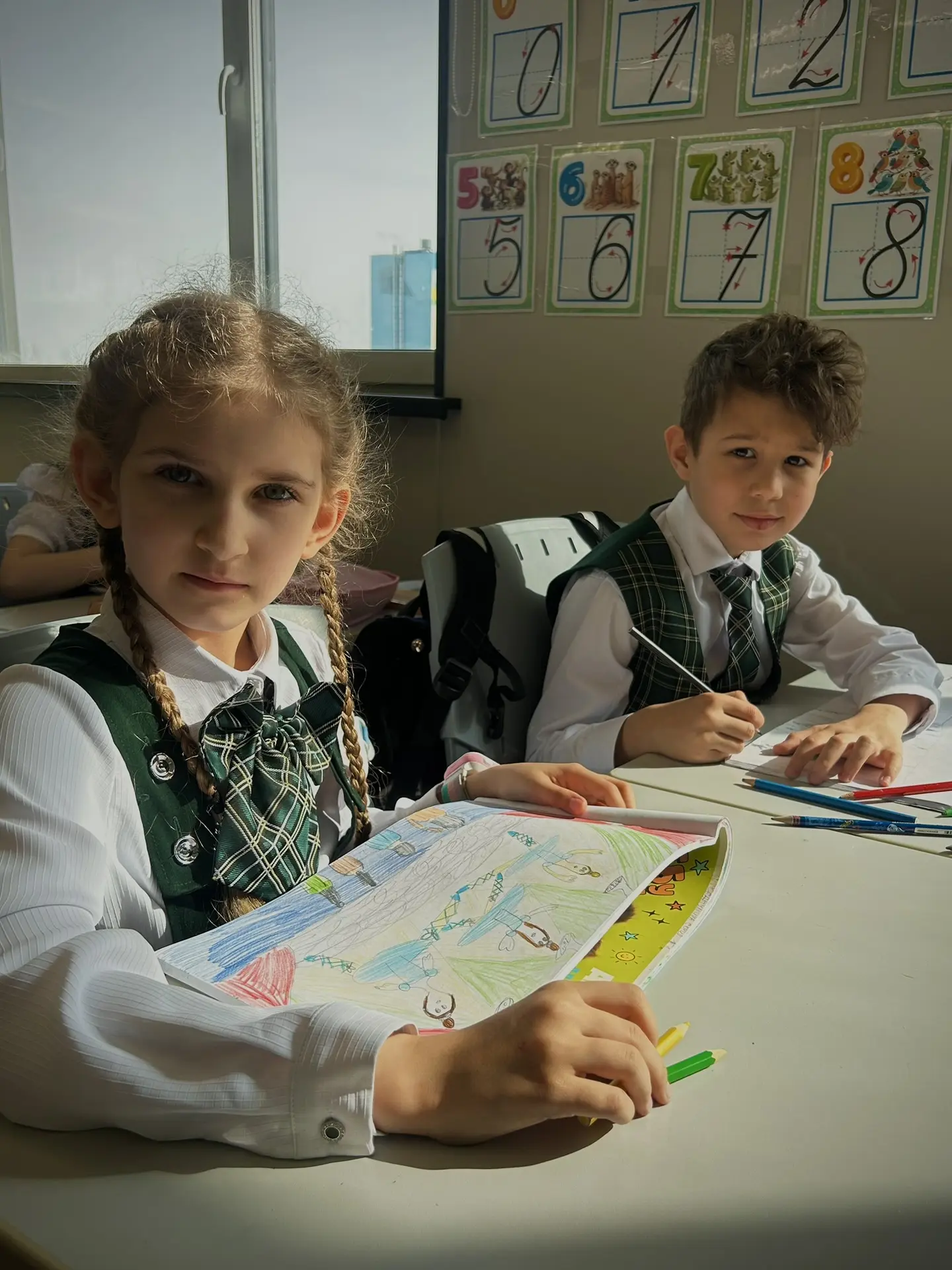 🎭 Театральные тайны для «Орлят России»!🎭  Сегодня в рамках празднования Дня театра советник директор