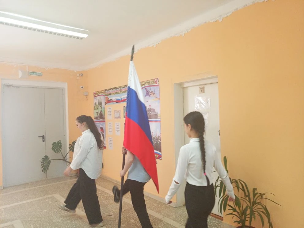 18 мая в  МОУ Рокотушинской ОШ им. Н.П. Соловьёва состоялась торжественная линейка, пос...