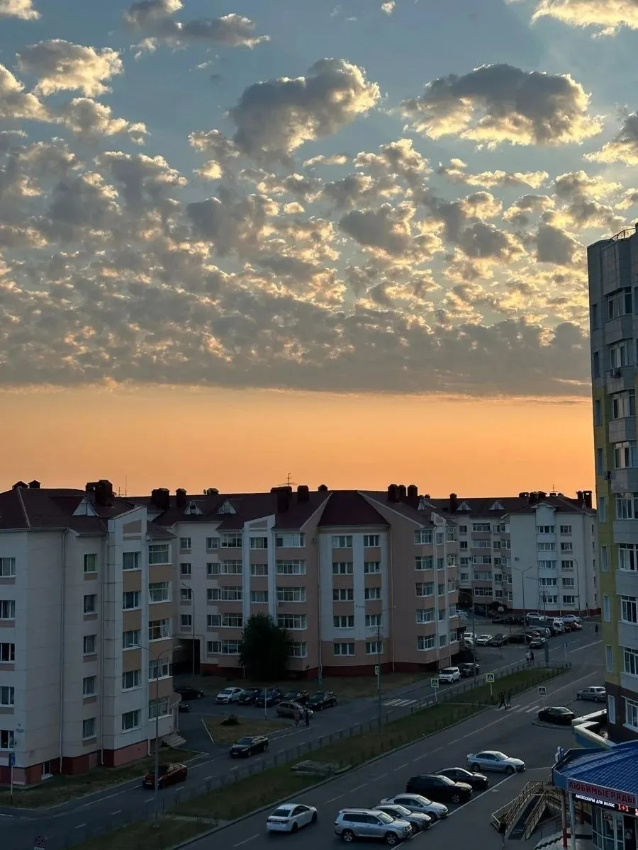 Завораживающее зрелище в небе над нашим городом! 🌌