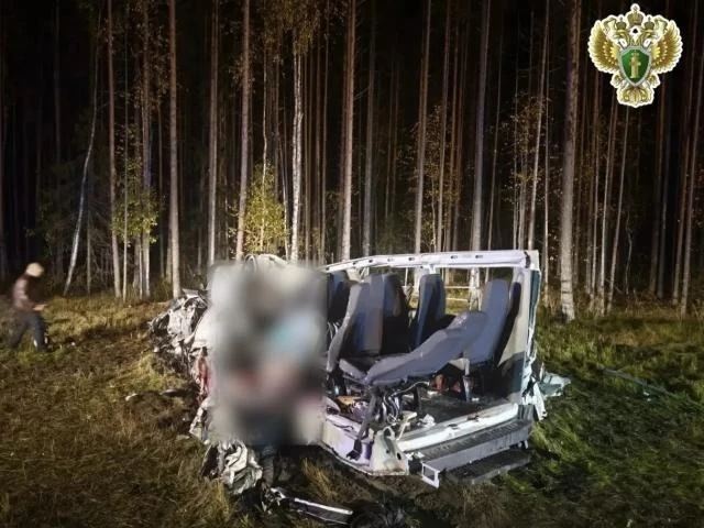 ‼️В ДТП на М-8 попал микроавтобус северодвинского предпринимателя Малинникова, у которо...