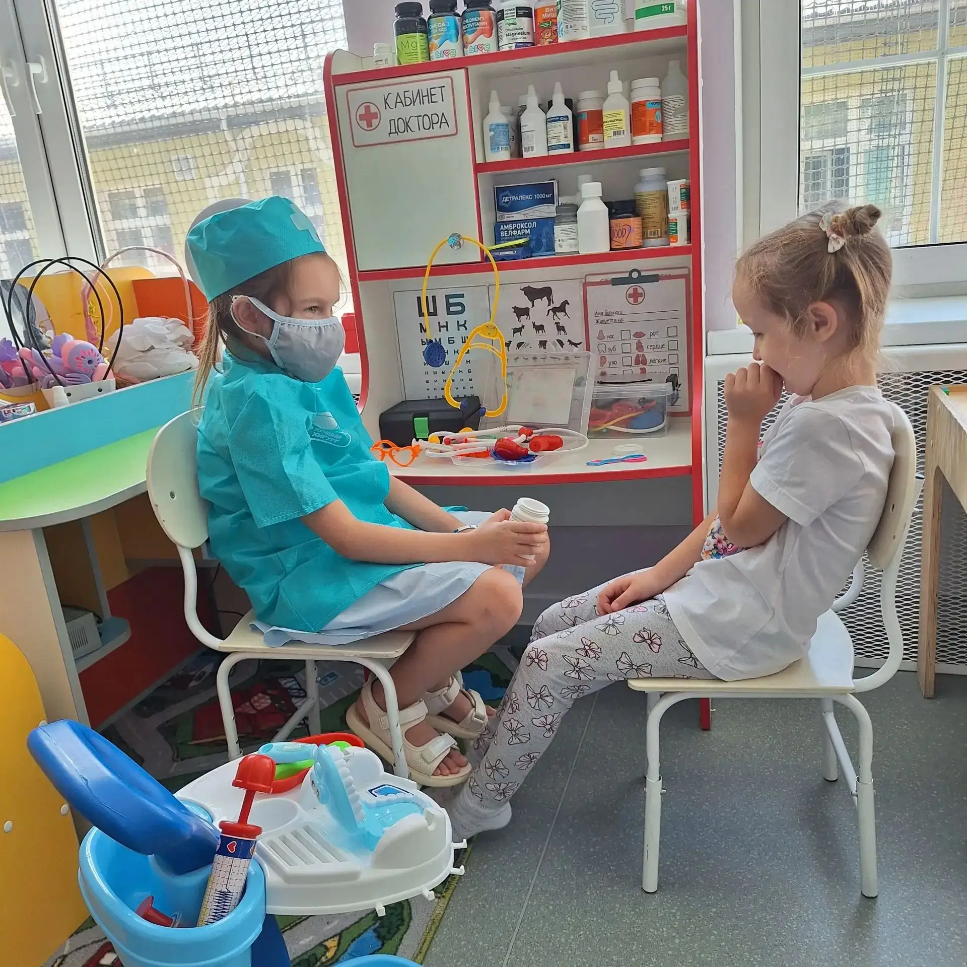 👨‍⚕️ В «Вишенках» — день здоровья и доброты!

Сегодня эта группа превратилась в настоящий медицинск