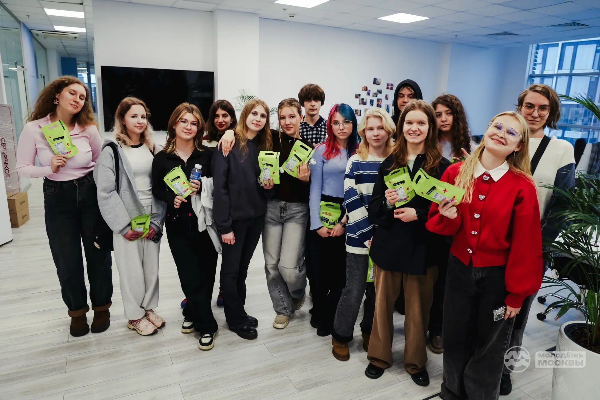 🧴Смотри, как проходят тематические экскурсии от направления #МолодёжьМосквы_Дружба