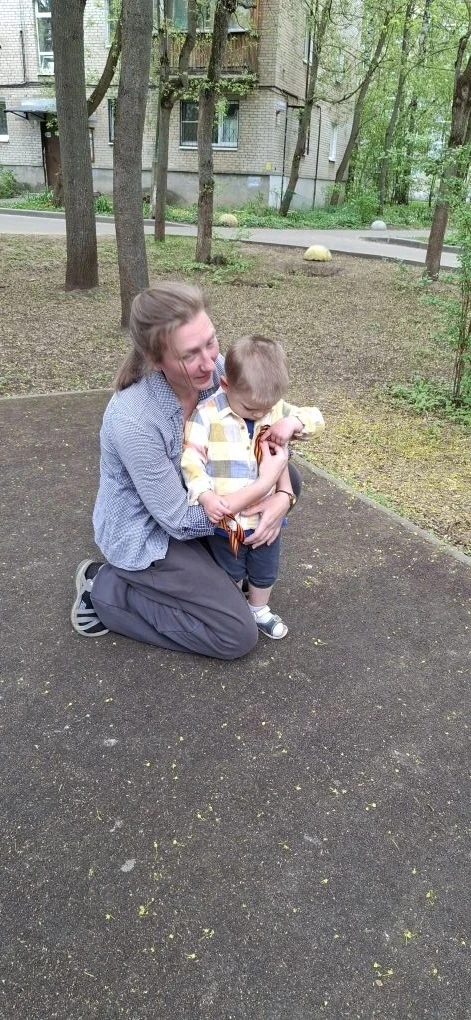 Правнуки Победы. Акция "Георгиевская ленточка"  8 мая юнармейцы школы провели акцию "Георгиевская ле