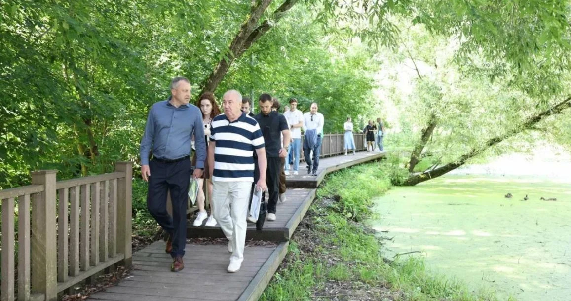 🌳 В Можайском обсудили обновление долины реки Сетунь