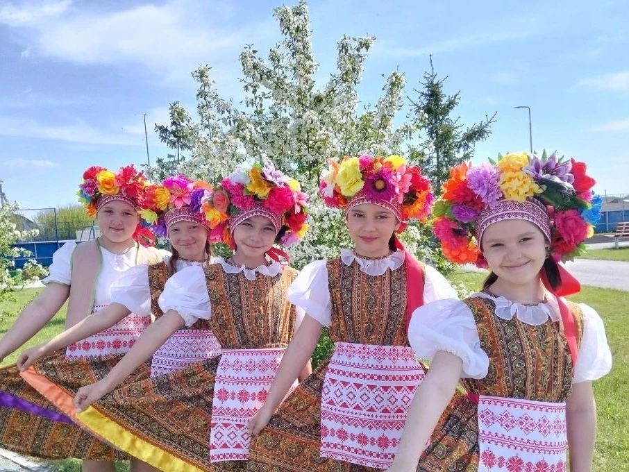 27 мая в Журавлевской школе, состоялся фестиваль национальных культур «Дружба народов», посвященный 