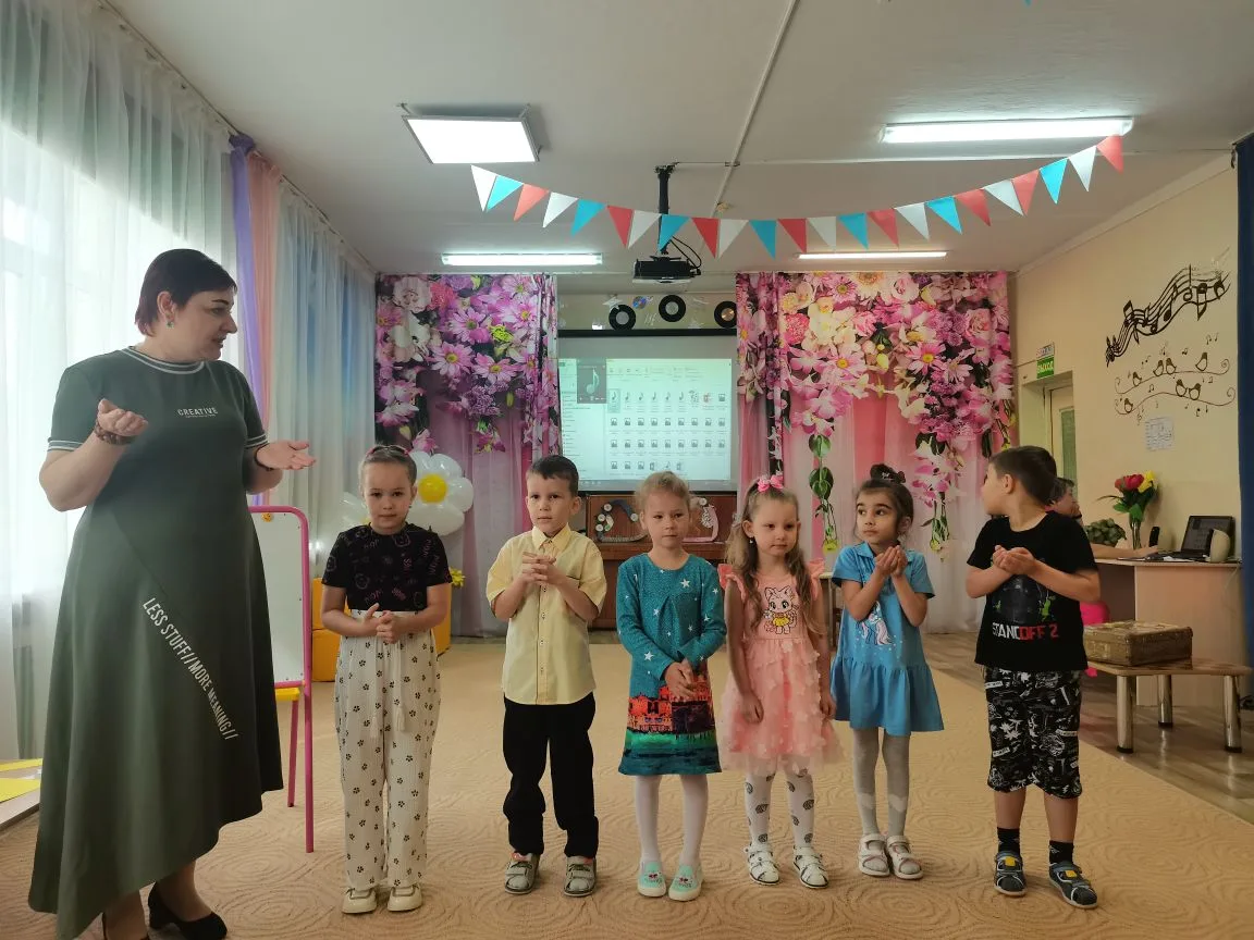 Сегодня у нас был по-настоящему насыщенный и важный день! В нашем саду прошло районное ...