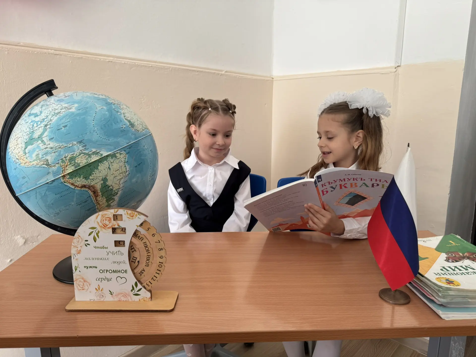 Знаете, кто волновался чуть ли не больше первоклассников? Учителя первых классов! 😍