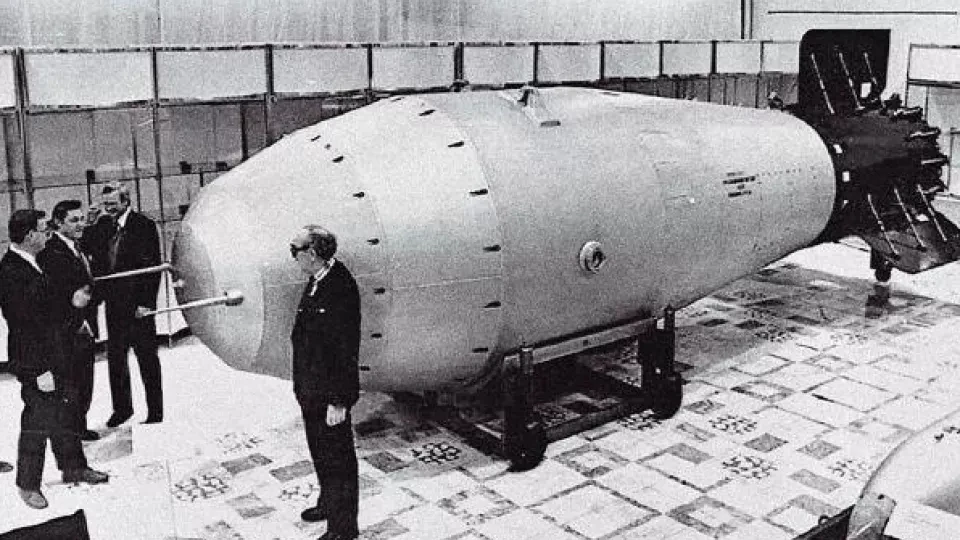 65 лет назад СССР разорвал мораторий на ядерные испытания: как Хрущёв показал «Кузькину...