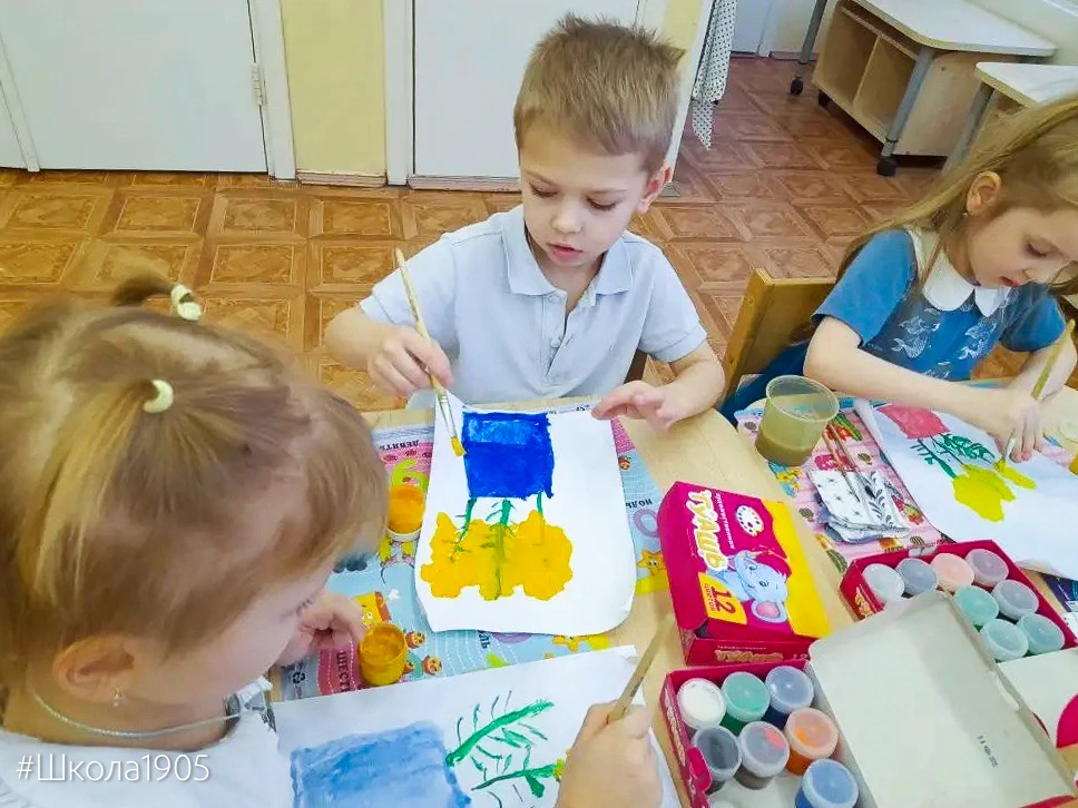🎨  Наши дошколята  В дошкольных отделениях творчество не останавливается ни на минуту — каждая недел