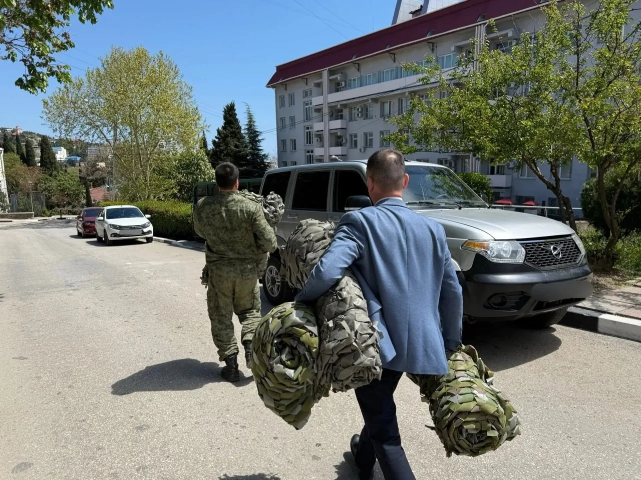 🇷🇺 Крымчане с первого дня проведения специальной военной операции оказывают поддержку бойцам  В март