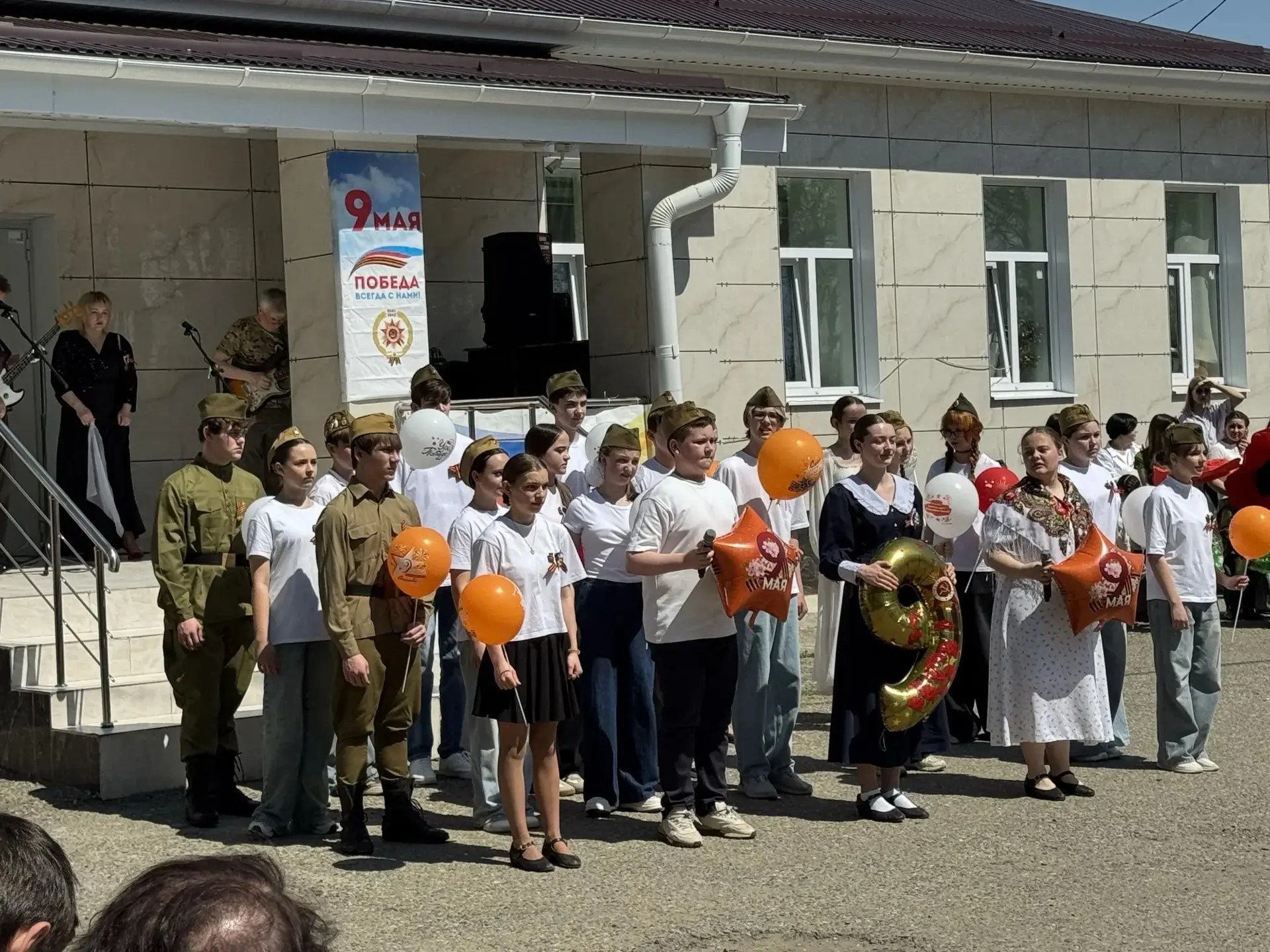 Выступление Фронтовой бригады "Спасибо за Победу! Спасибо за Россию !"