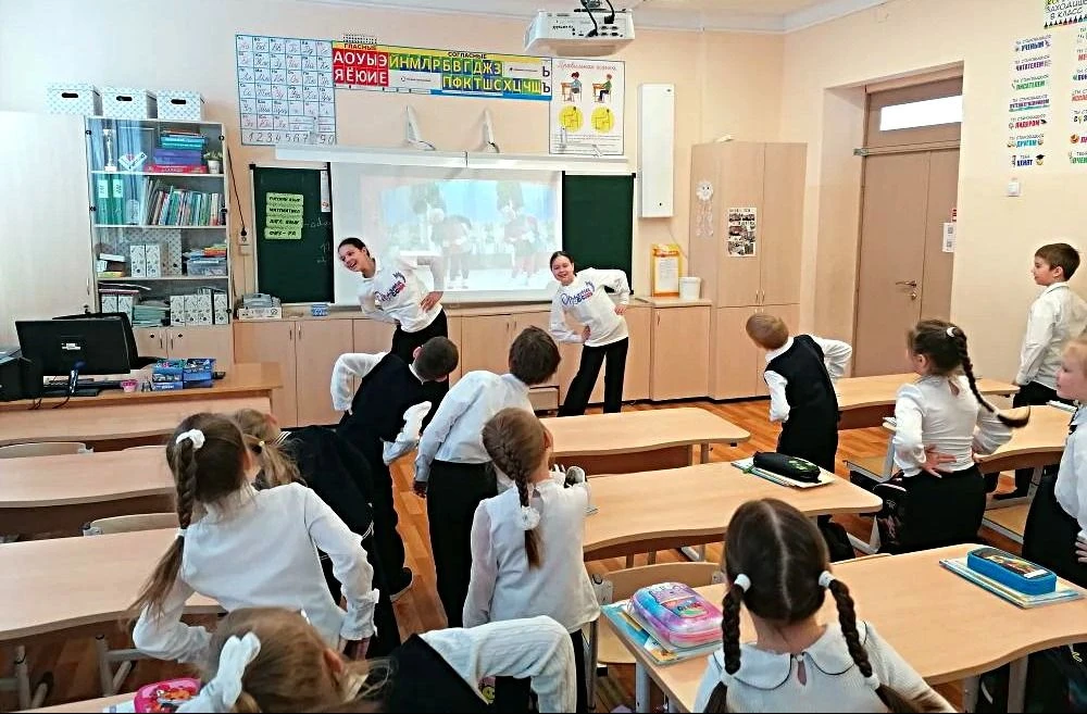 ЭКОЛОГИЧЕСКАЯ ЗАРЯДКА «РАЗМИНКА ДЛЯ ПЛАНЕТЫ»Сегодня наставники «Орлят» вместе со своими подопечными 