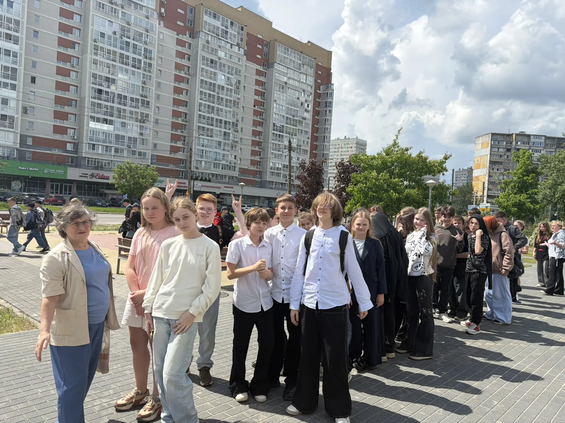 🎭 Путешествие за Синей птицей: наши ученики в театре «Вера»