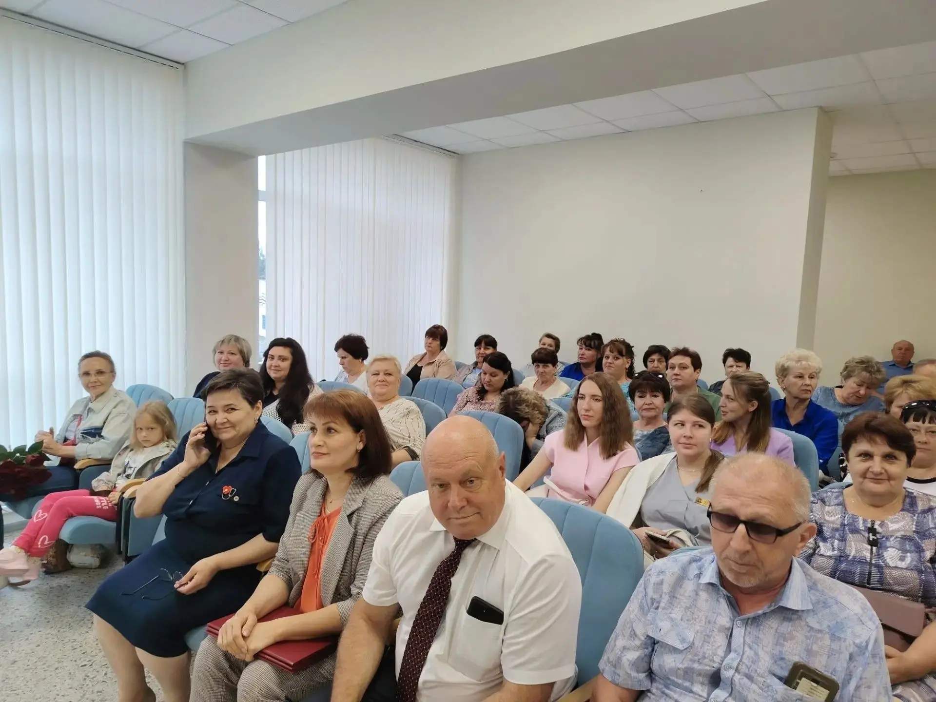 В преддверии Дня медицинского работника работники ТОГБУЗ «Мордовская ЦРБ» принимали поздравления. По