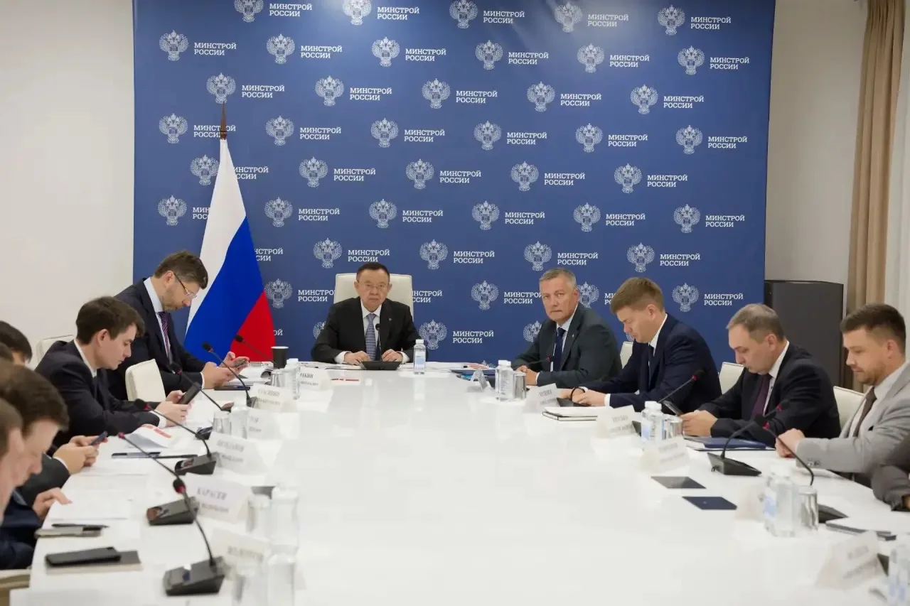 Глава Минстроя России Ирек Файзуллин принял участие в заседании президиума (штаба) Прав...