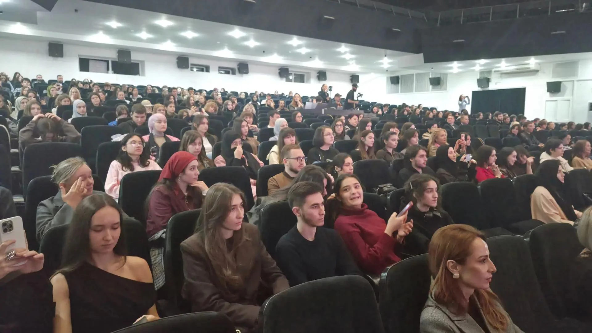 В Доме молодежи сегодня говорят о развитии региональной индустрии дизайна