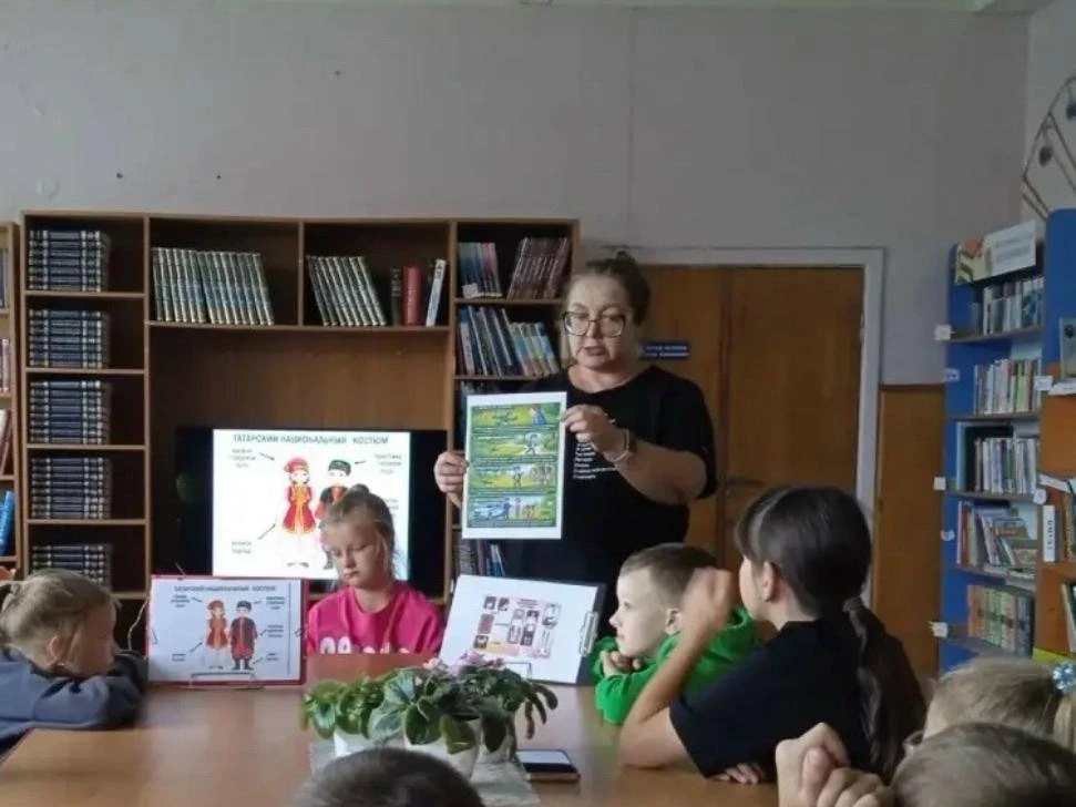 В библиотеках Кузнецкого района продолжается профилактическая деятельность.
В Межпоселенческой центр