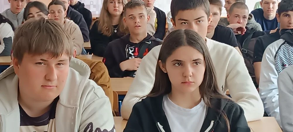 6 мая 2026 г. в КЧР ГБПОО МПК «Профессионал» состоялся коллективный просмотр военной драмы «Малыш» р