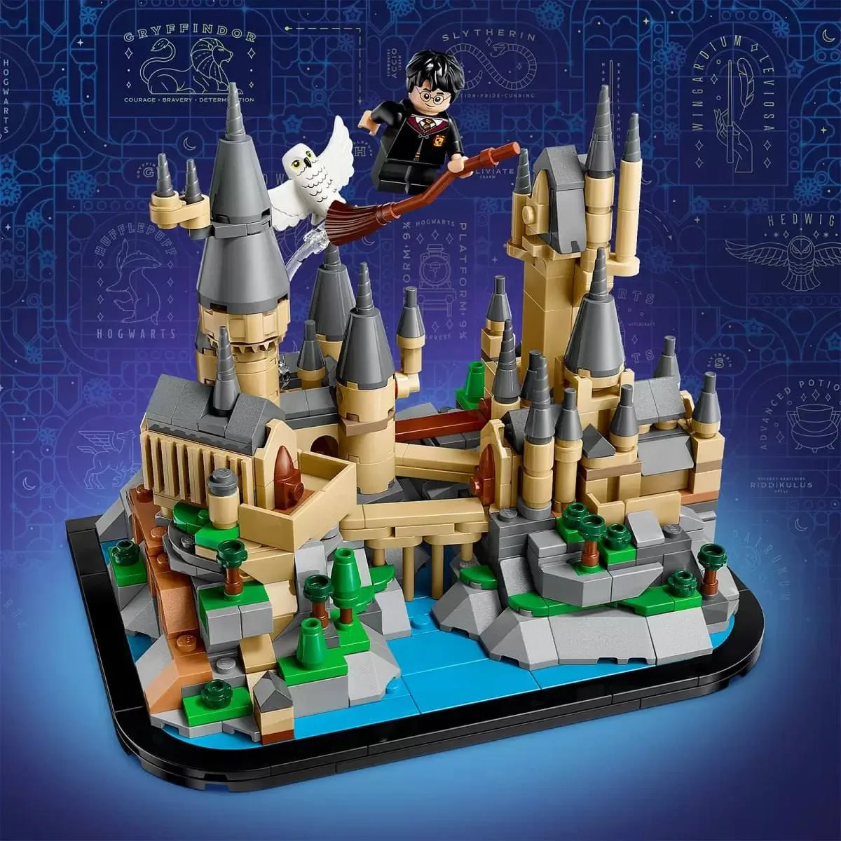 Lego выпустит Хогвартс с Гарри Поттером — в наборе будут мини-замок, главный герой и Бу...