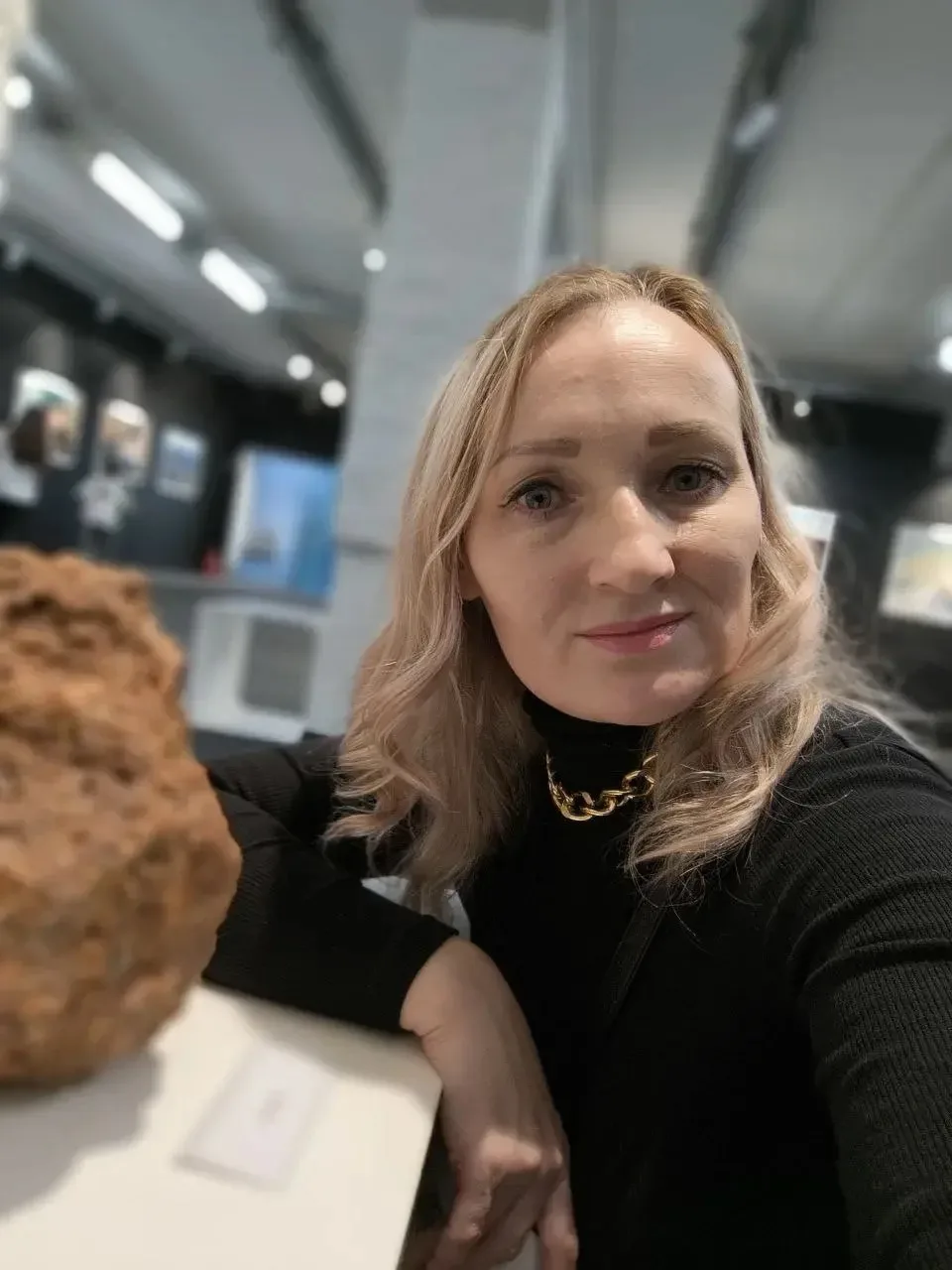 ✨Сегодня свой день рождения отмечает Лариса Николаевна Пономарева, младший воспитатель группы «Гноми