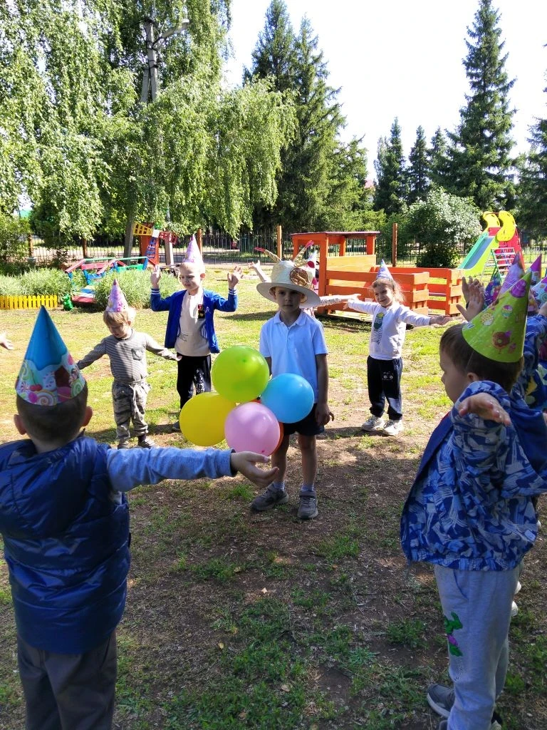 🎉 Сегодня особенный день — Мирону исполнилось 6 лет! 🥳