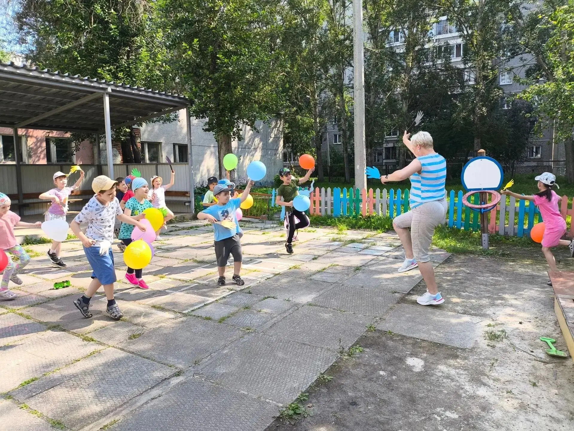 🌟 Тематическая неделя: «Дружба — наша сила!» 🌟 Мы учим детей видеть в каждом человеке друга, уважа