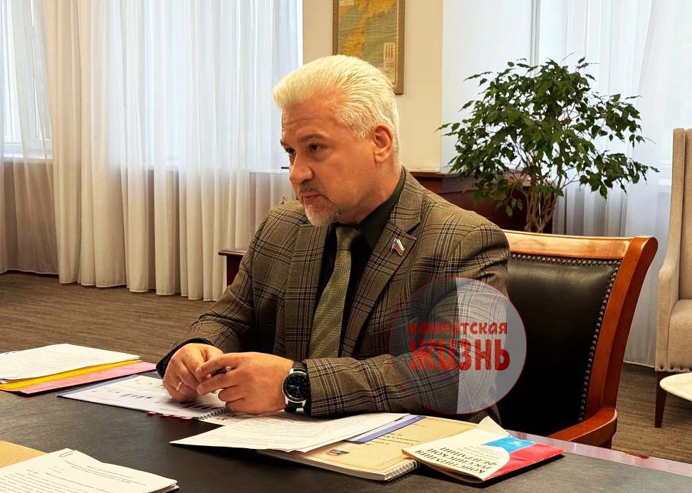 Андрей Зимин дорабатывает последние дни в должности уполномоченного по правам человека на Камчатке. 