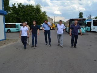 💼Депутатская комиссия провела выездное заседание в "Луганскгортрансе"

🚌Состоялось выездное заседа