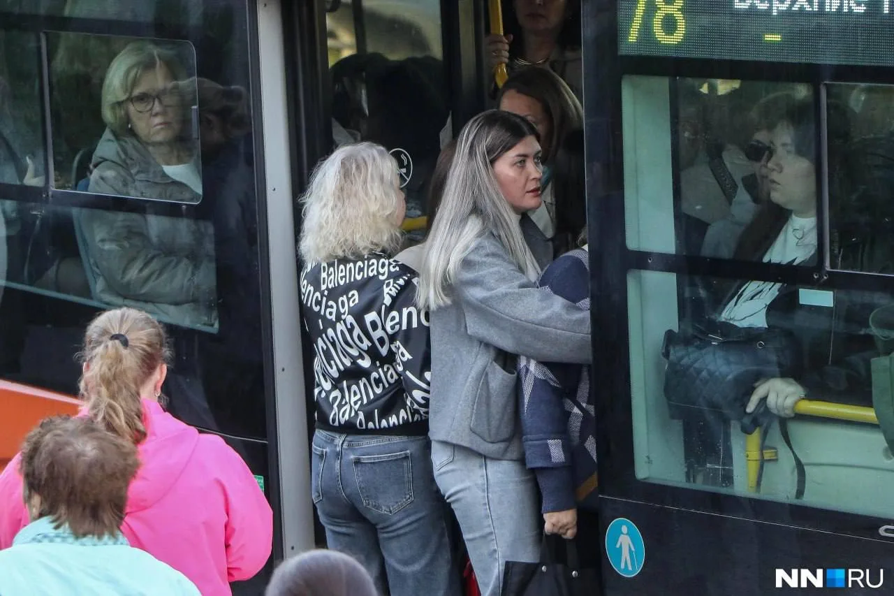 🚌Из-за ситуации с бензином региональные власти попросили нижегородцев по возможности п...