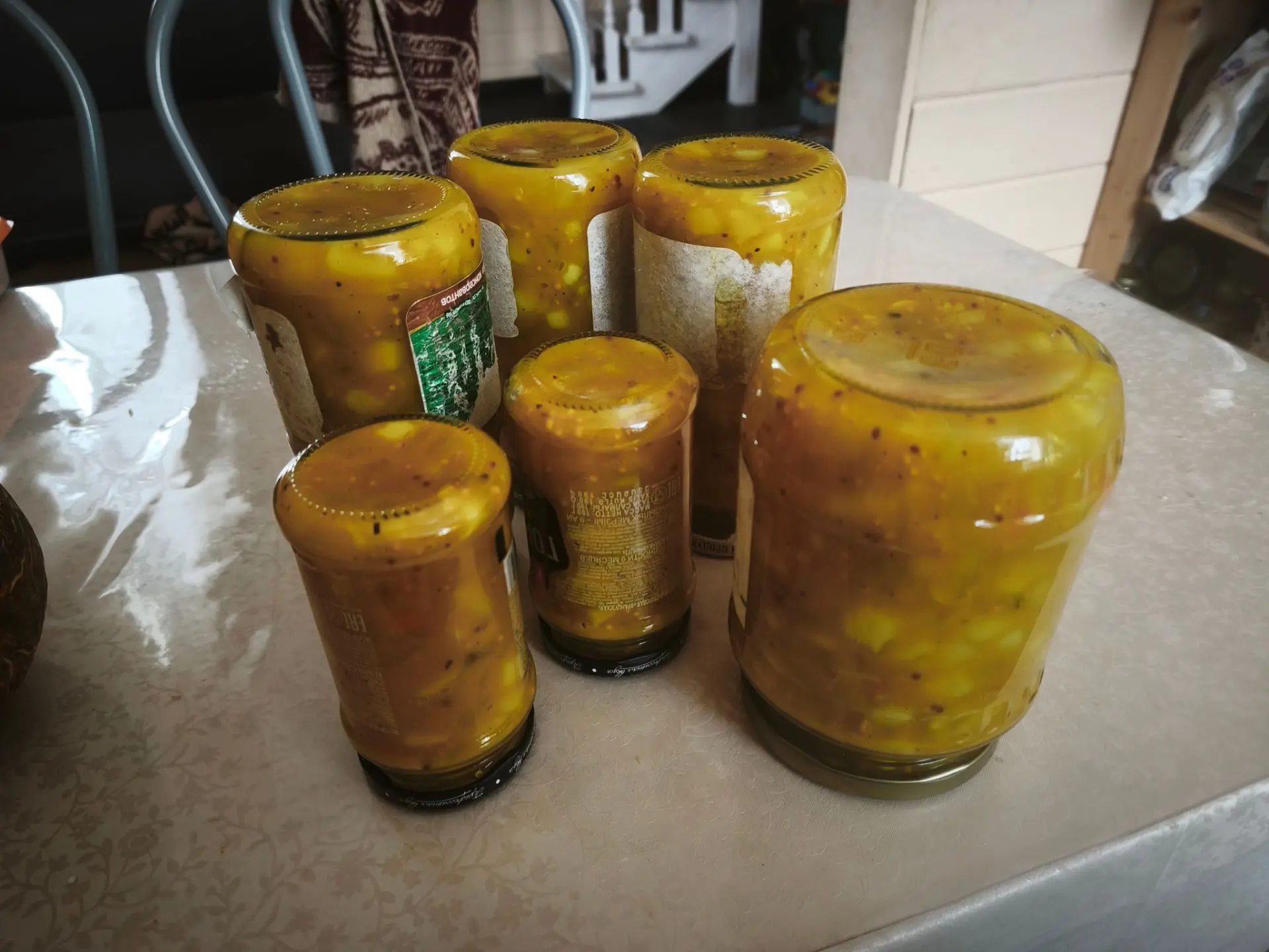 РЕЛИШ ИЗ ОГУРЦОВ

Огурцы 2 кг, перец болгарский 2 шт, лук репчатый 2-3 шт,  соль 2 ст.л, сахар 200гр
