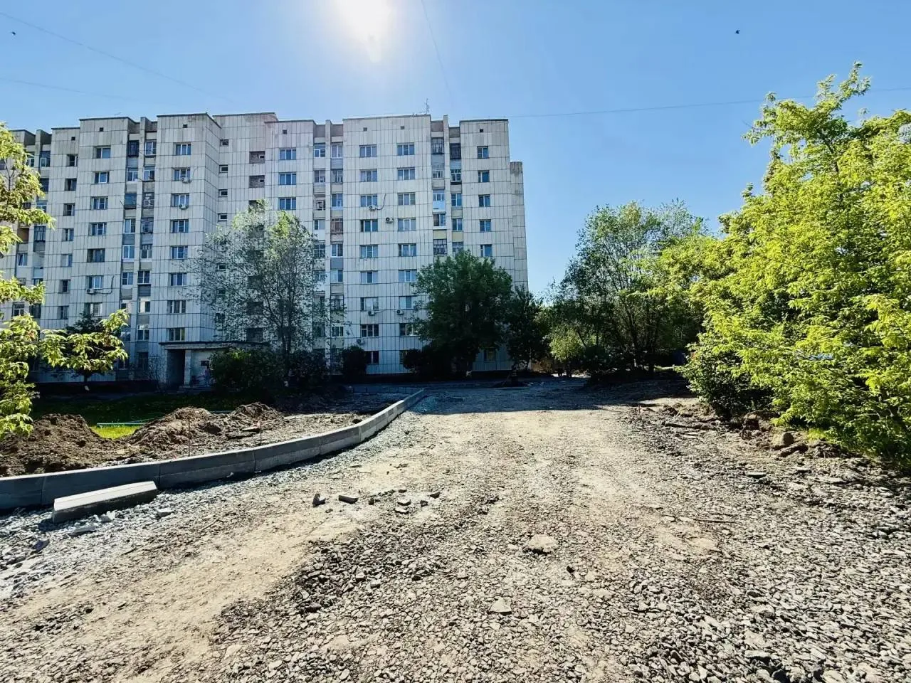 Десятки дворов ремонтируют в Кургане

Активно работы ведут на 24 из 71 территории, сообщил губернато