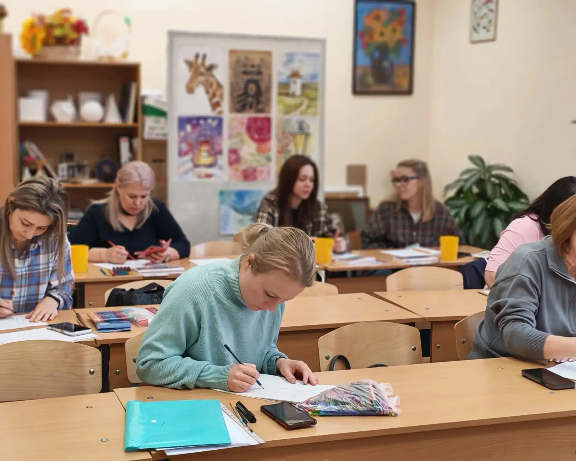 🎨 Семинар для учителей изобразительного искусства 🎨  Вчера на базе нашей гимназии состоялся семинар 