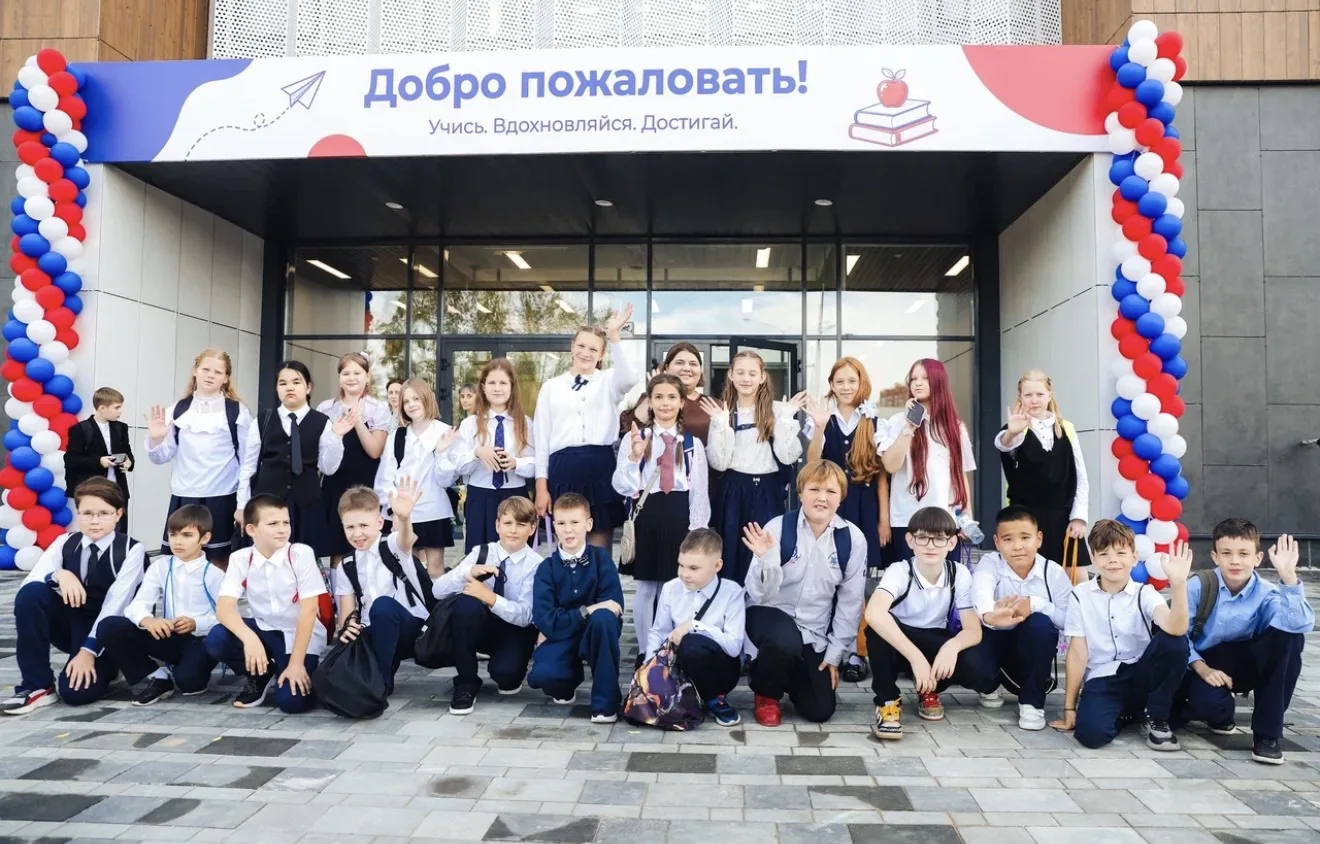 Новая школа №20 в Подрезкове открыла двери для учеников