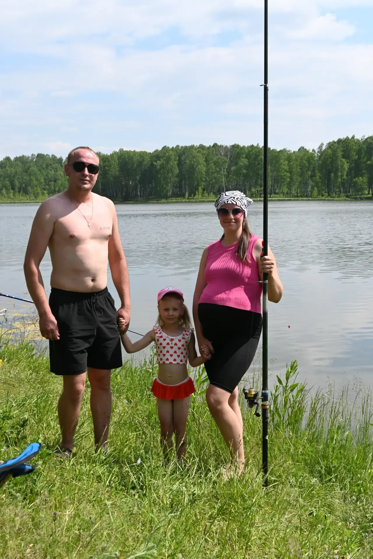 🐟 🐟 🐟   Прямо сейчас на  озере села Новопокровка завершается необычный, яркий фестиваль «Новопокр