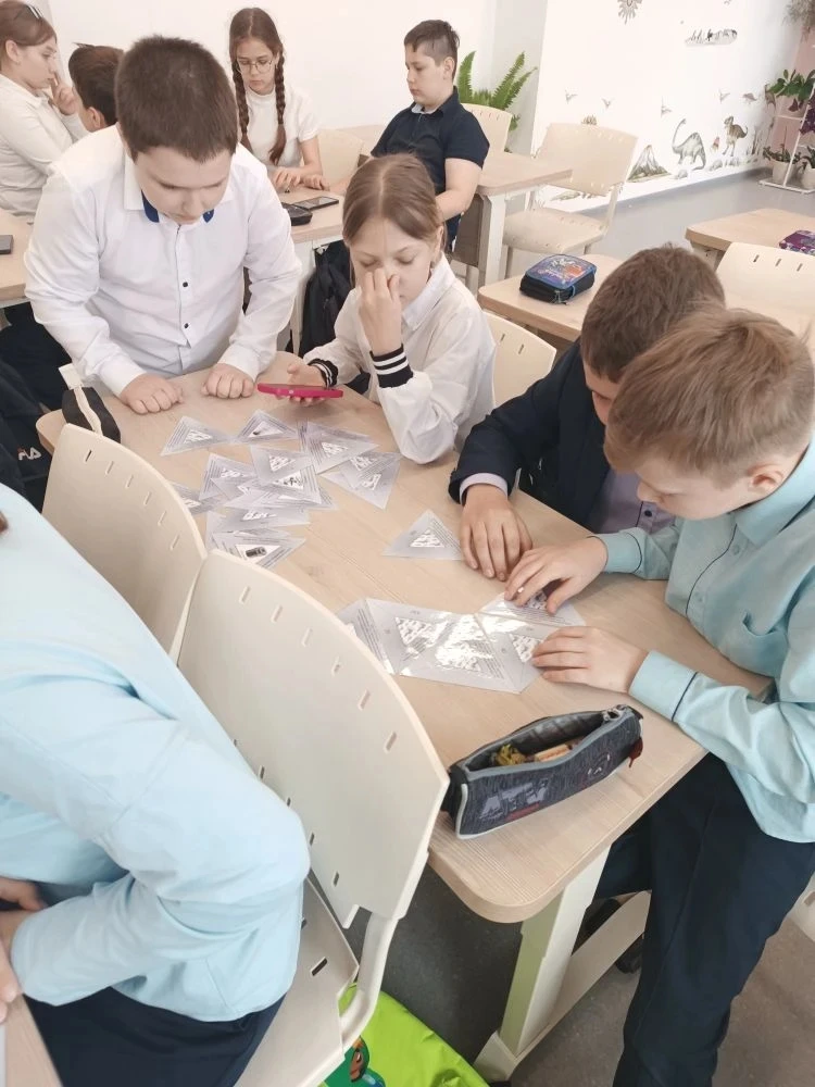 🦠Для обучающихся 5б класса прошёл биологический турнир под руководством Ватлиной И. В.  ✨Ребята разд