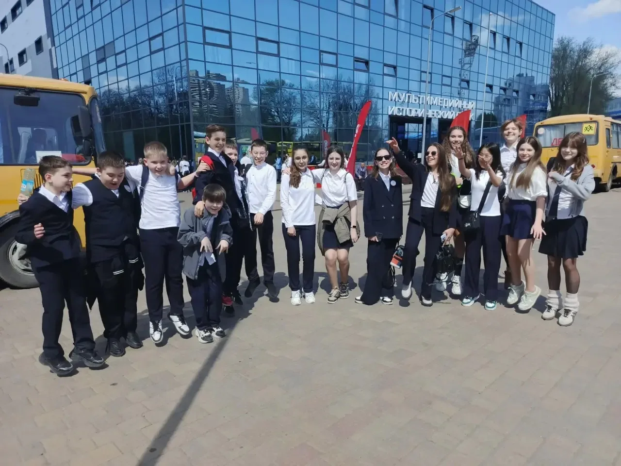 6 «И» и 6 «Я» — в мире профессий и возможностей 🎓🚀  Ученики 6 «И» и 6 «Я» классов стали участниками 