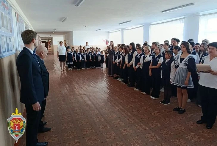 Сотрудники УФСБ России по Волгоградской области приняли участие в линейке «Вахта памяти...